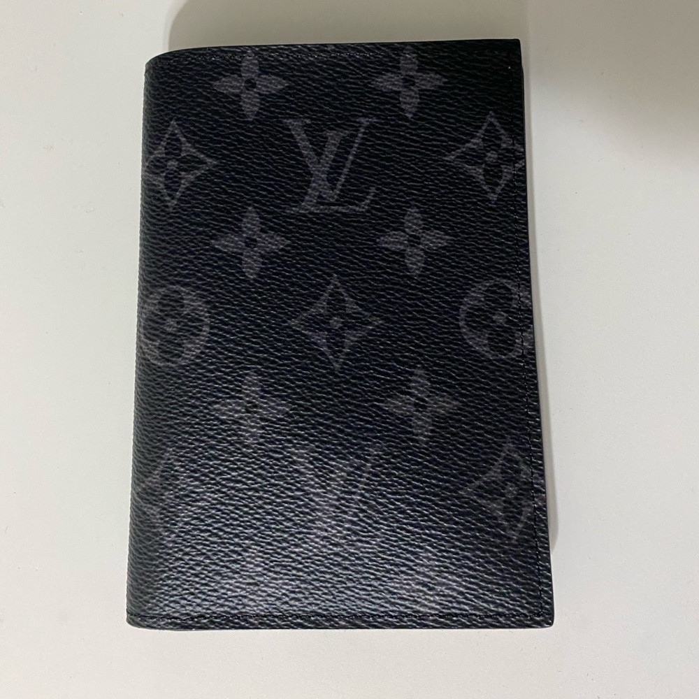 Authentic Louis Vuitton PASSPORT COVER in eclipse